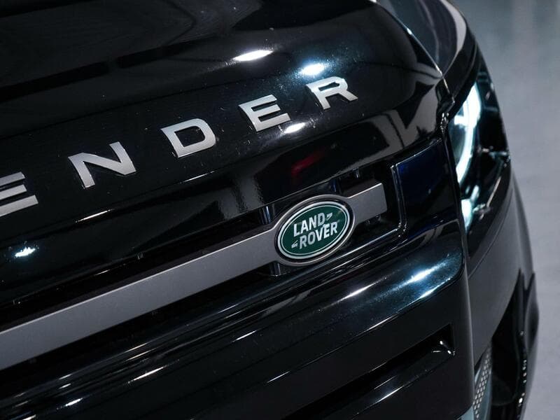 2023 Land Rover Defender 90 - Thumbnail 44