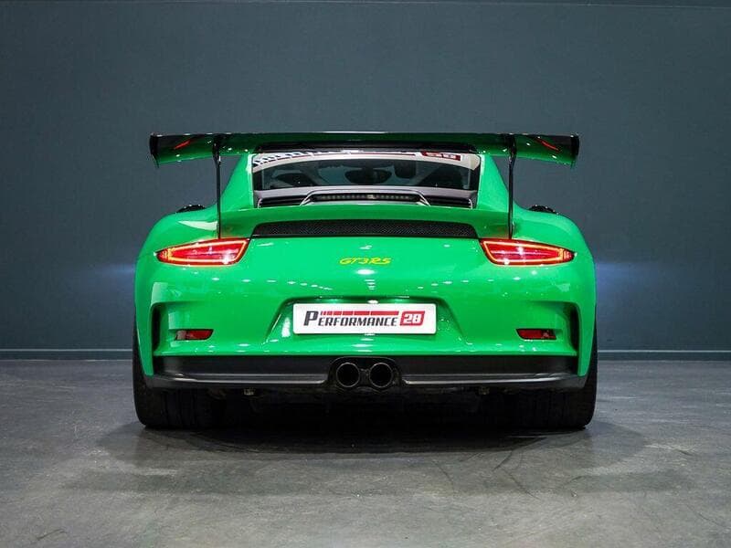 2016 Porsche 911 - Thumbnail 2