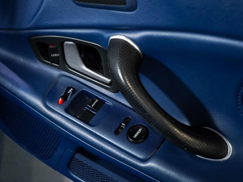 2004 Honda S2000 - Thumbnail 60
