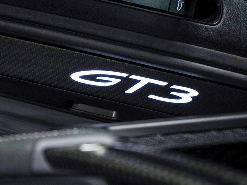 2025 Porsche 911 - Thumbnail 18