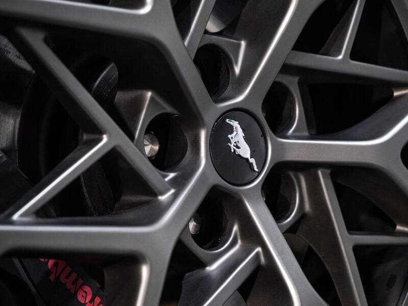 2022 Ford Mustang - Thumbnail 27